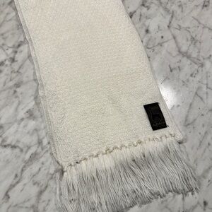 Alpaca White Textured Scarf